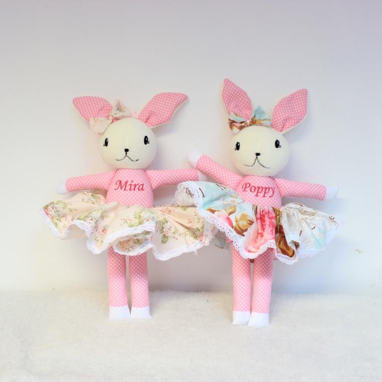 РОЗОВИТЕ ЗАЙКИ ЗА MIRA & POPPY